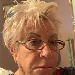 Meet your Posher, Joann